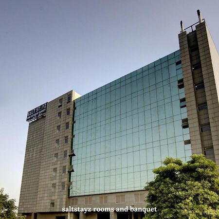 Saltstayz Premier Executive Serviced Apartment - Golf Course Extension Road Gurgaon Eksteriør bilde