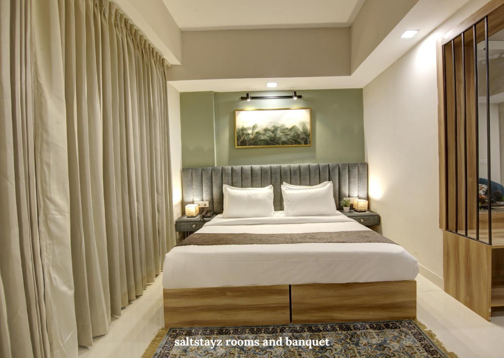Saltstayz Premier Executive Serviced Apartment - Golf Course Extension Road Gurgaon Eksteriør bilde