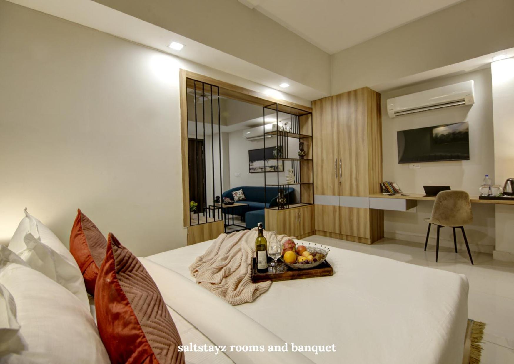 Saltstayz Premier Executive Serviced Apartment - Golf Course Extension Road Gurgaon Eksteriør bilde