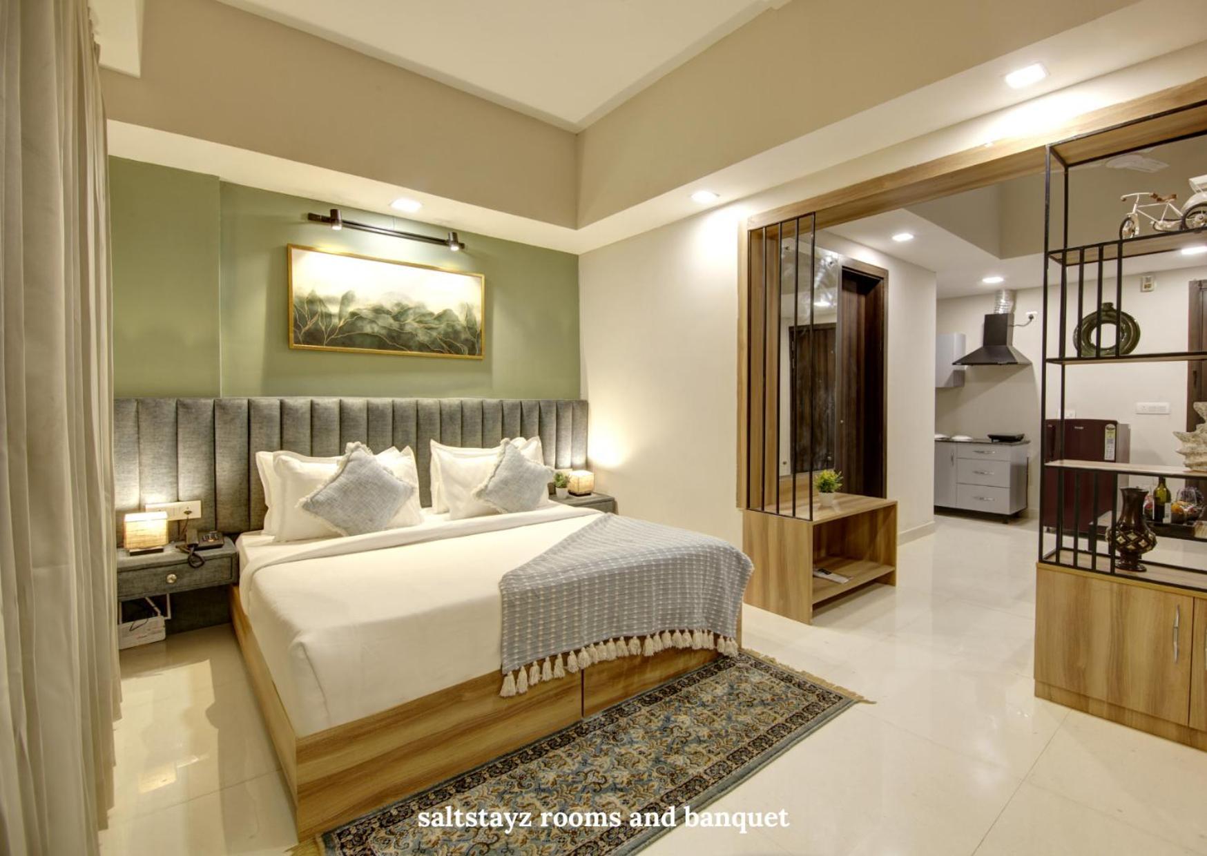 Saltstayz Premier Executive Serviced Apartment - Golf Course Extension Road Gurgaon Eksteriør bilde